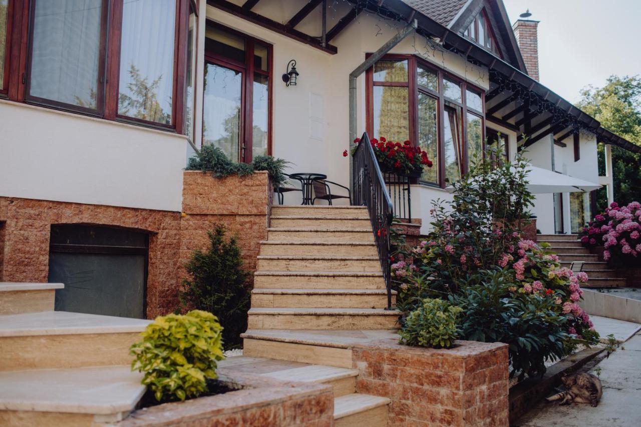 Vila Missy Deva Exterior foto